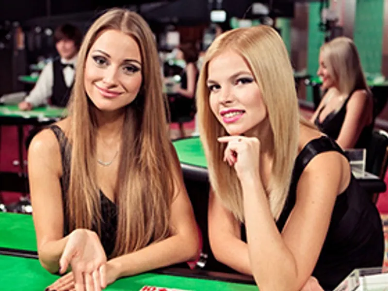 Tổng quan sảnh casino trực tiếp winvn với nhiều bàn chơi và dealer chuyên nghiệp